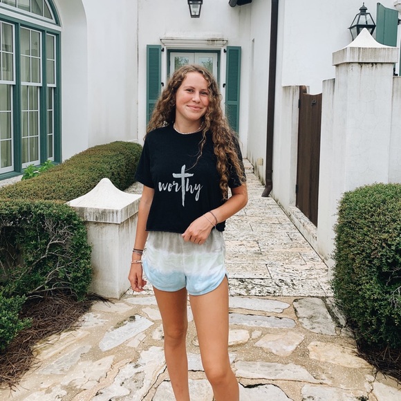 Worthy T-shirt - Picture 1 of 1